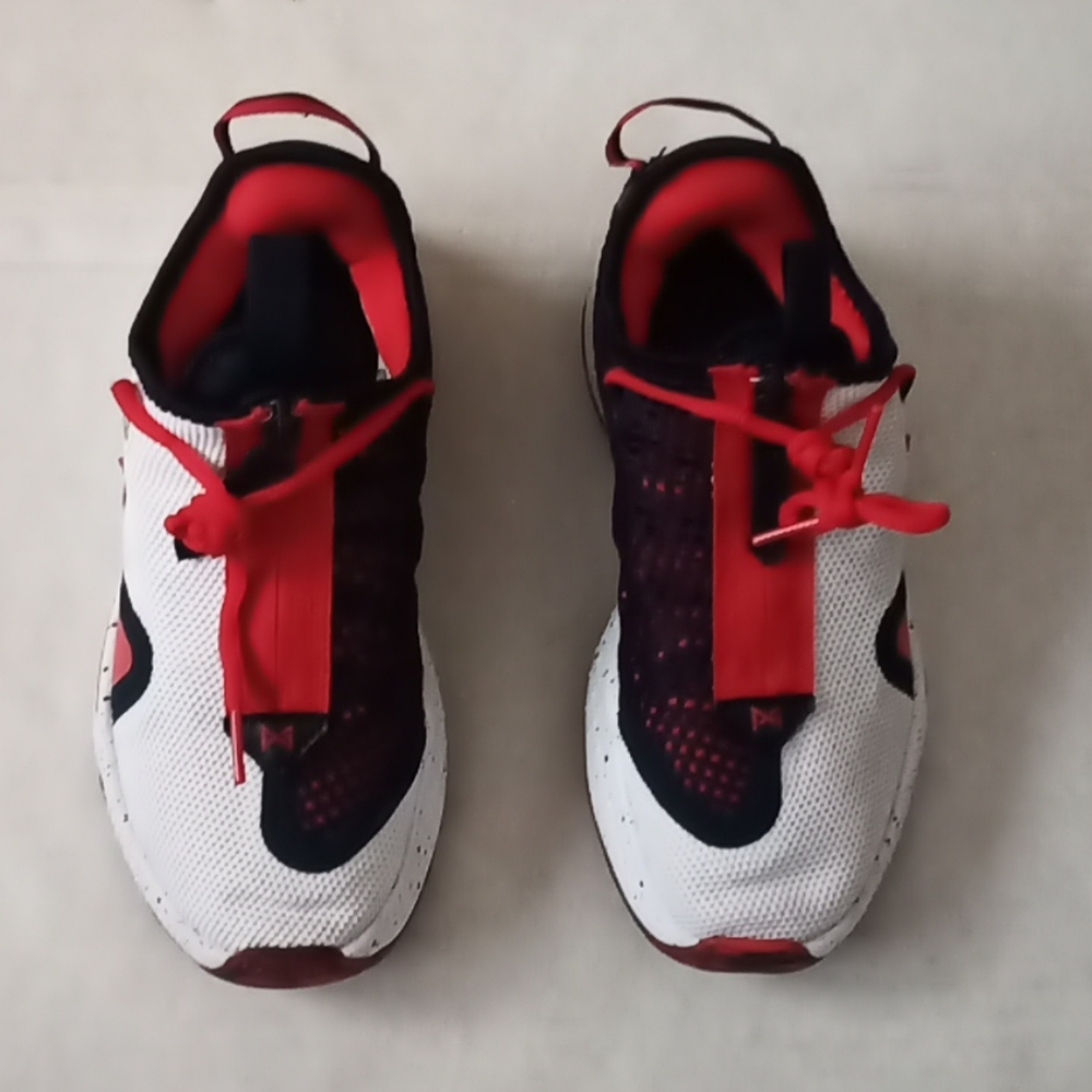 Nike pg 4 basketball shoes